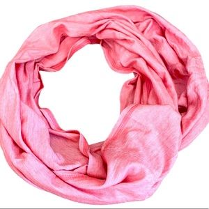 Smartwool Scarf, pretty, soft and only used once!